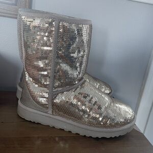 UGG Sparkling Sequin Boots in Gold and Tan